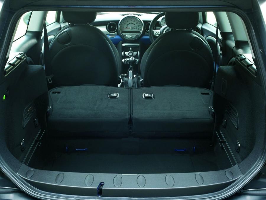  Mini Cooper S Clubman 2007 года  (фото 27 из 82)